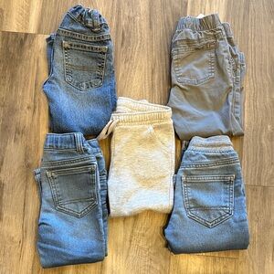 Bundle 5 pack of boys 3T pants